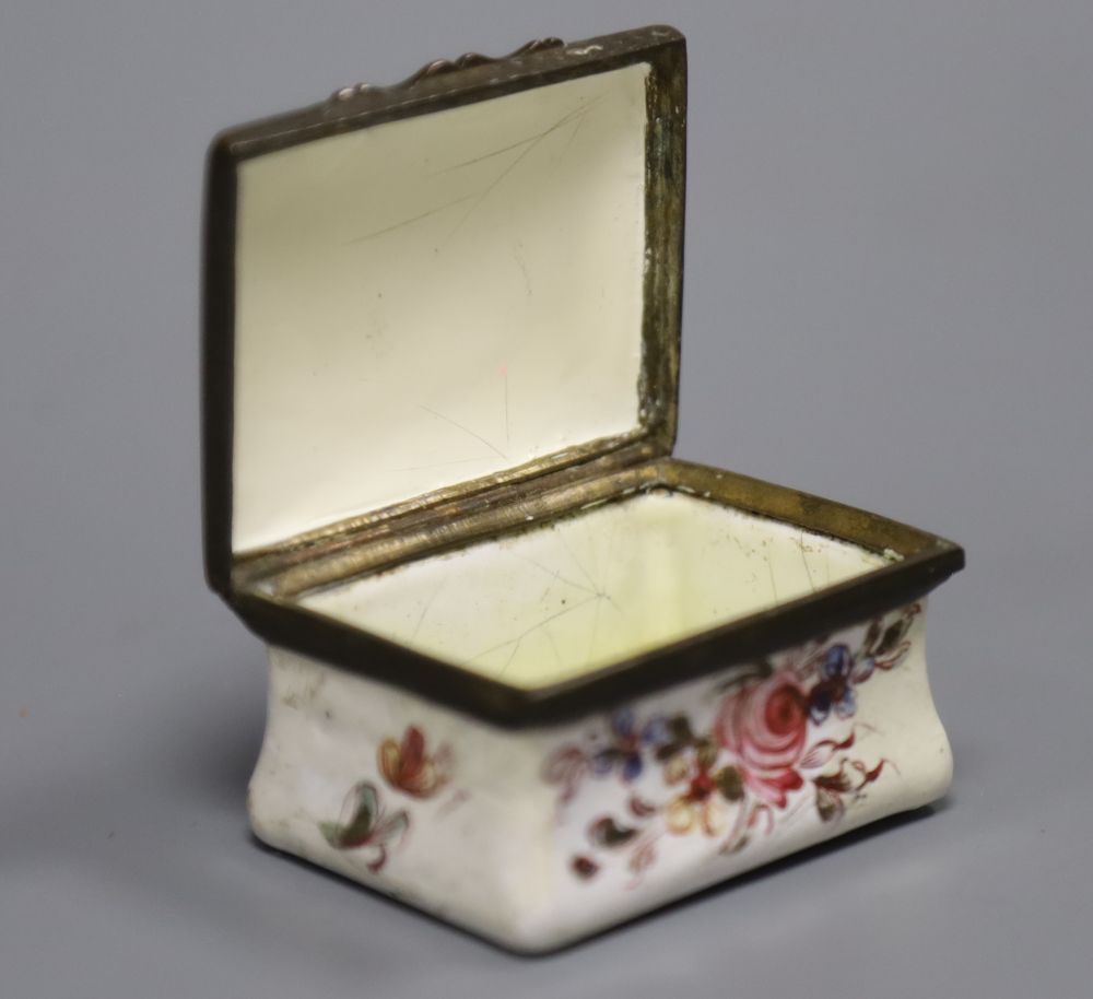 An early 19th century South Staffordshire enamel box